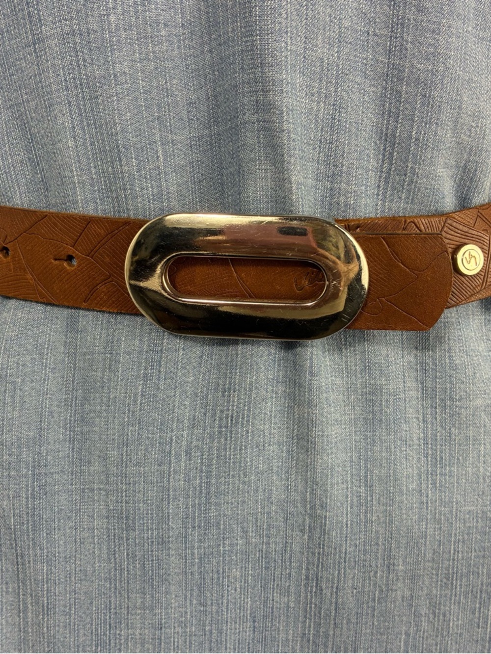 Velez Womens leather belt Sz L foliage embossed golden buckle made in Colombia